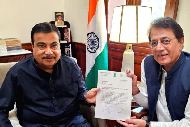 आसानी से पहुंच सकोगे मेरठ से गढ़