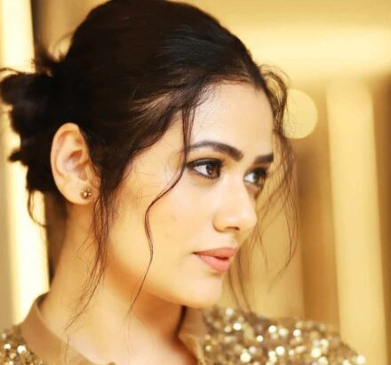 थेरेपी-थेरेपी में मस्ती से दिए बोल्ड सीन