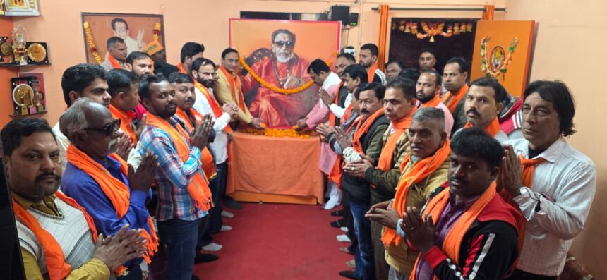 बाला साहेब की पुण्यतिथि पर रक्तदान