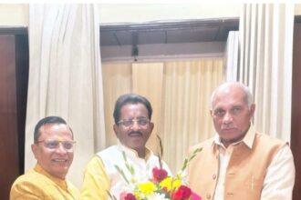 बाइस व्यापारियों की सुध लो सरकार