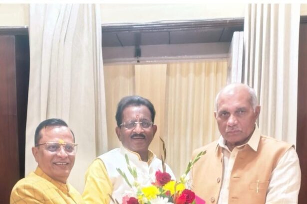 बाइस व्यापारियों की सुध लो सरकार