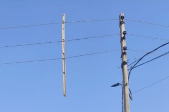 लाइनमैन ने ही दे डाला झटका