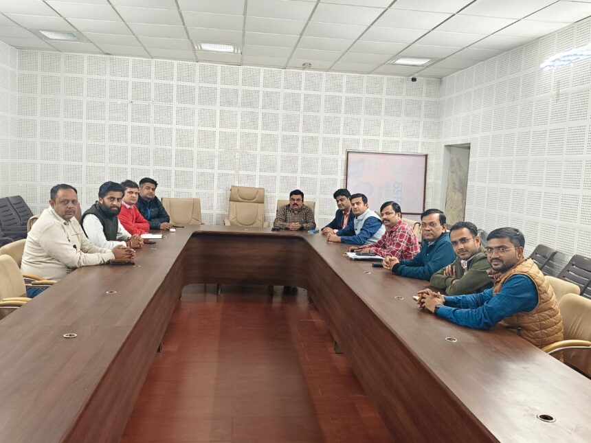 अभियंता संघ की मासिक बैठक