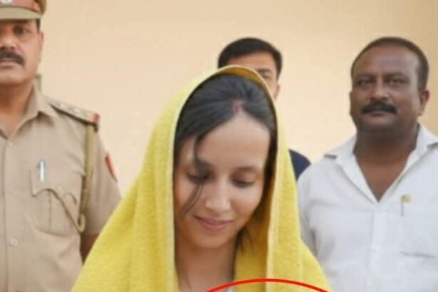 नीले ड्रम वाली मुस्कान की नवजात राधा