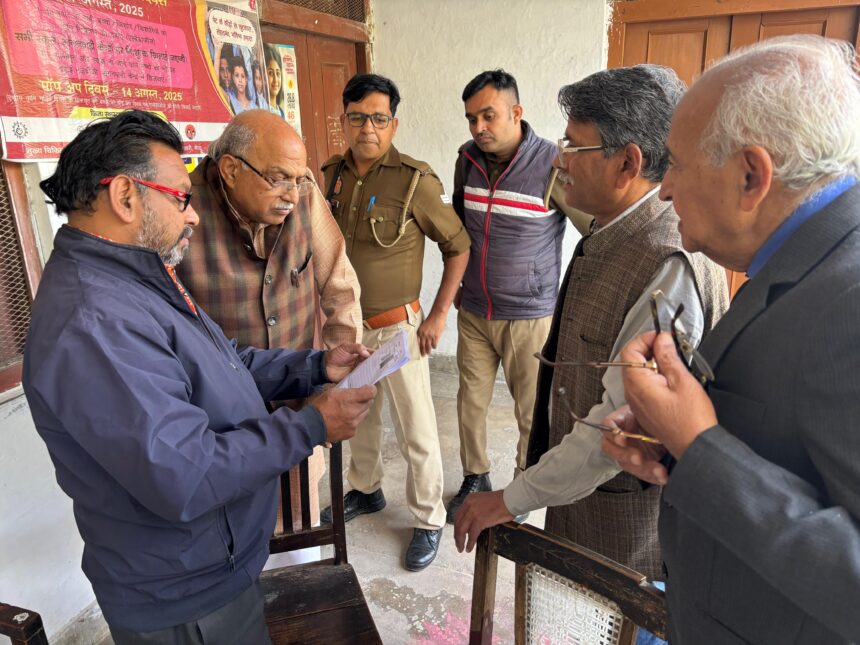 SIR में भाजपा नेता विपक्ष से आगे