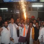 बेगमपुल पर जश्न में डूबे भाजपाई