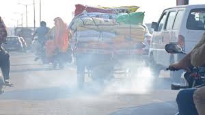 सांसों पर भारी प्रदूषण हा-हाकारी