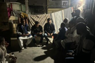 मोहसीन के घर पहुंचे कांग्रेसी