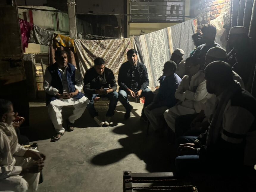 मोहसीन के घर पहुंचे कांग्रेसी