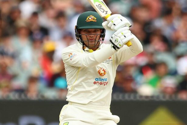 एलेक्स केरी के आगे इंग्लैंड पस्त