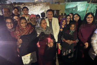 पंजाबी समाज ने बांटे कंबल