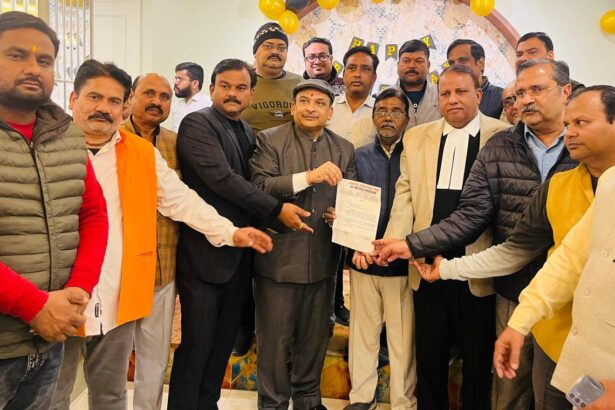 शारदा रोड व्यापार मंडल बंद के साथ