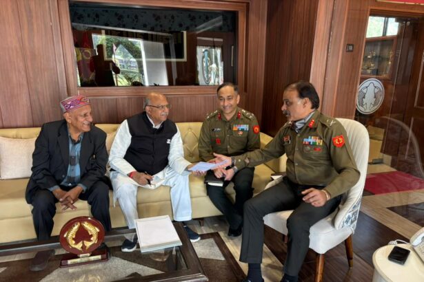 कैंट विधायक की बातचीत का मुद्दा विकास रहा