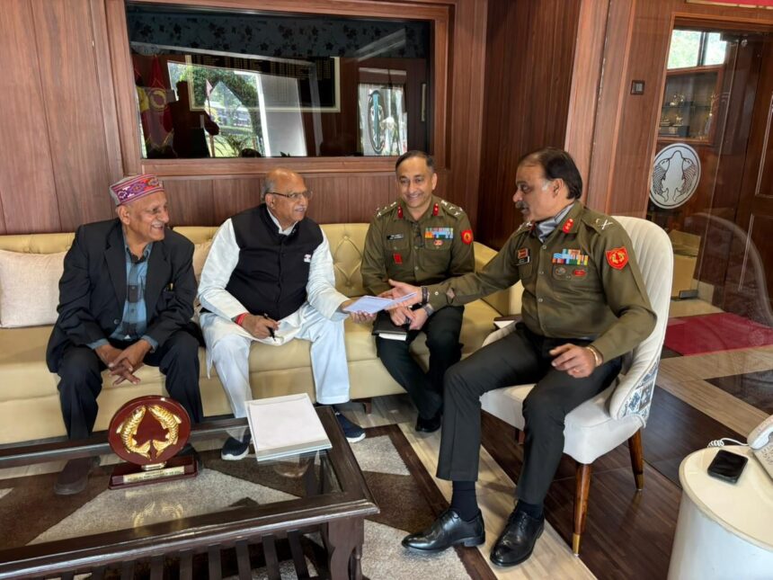 कैंट विधायक की बातचीत का मुद्दा विकास रहा