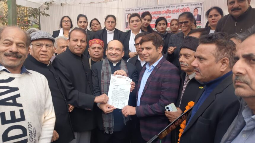 बैंच के लिए मेरठ रहा बंद