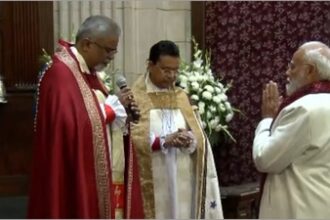 केथेड्रल चर्च ऑफ दाॅ रिडेम्पशन पहुंचे