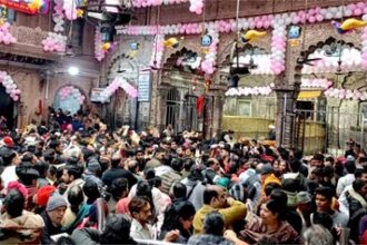 वृंदावन में हाऊस फुल 5 तक ना जाएं