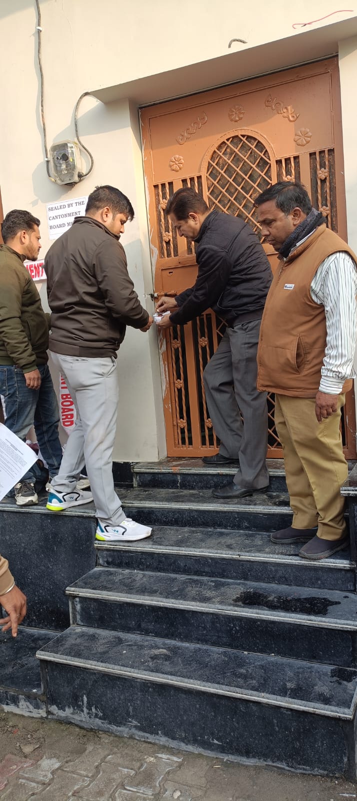 अवैध निर्माणों पर CEO सख्त