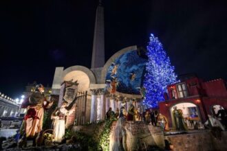 दुनिया भर में क्रिसमस का जश्न