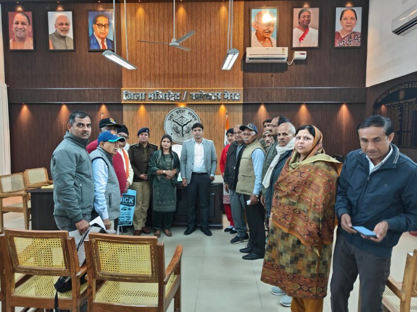 सैनिक बंधु की बैठक में शामिल हुए ADM F