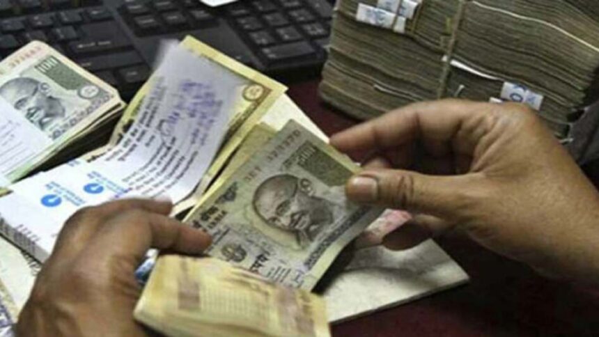 सारा खेल खातों को छिपाने का