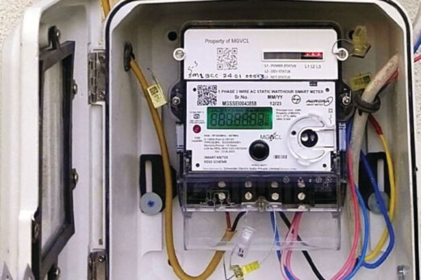 बिजली मीटर पहले स्मार्ट अब प्रीपेड