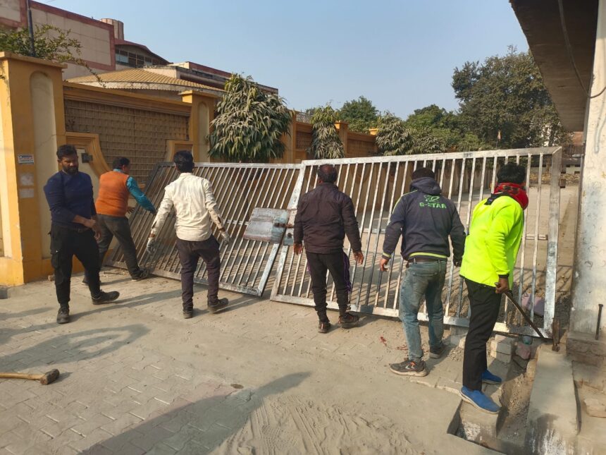 DEO के आदेश भी गए डकार