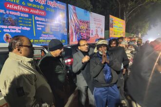 किसी मसीहा से कम नहीं ये डाक्टर