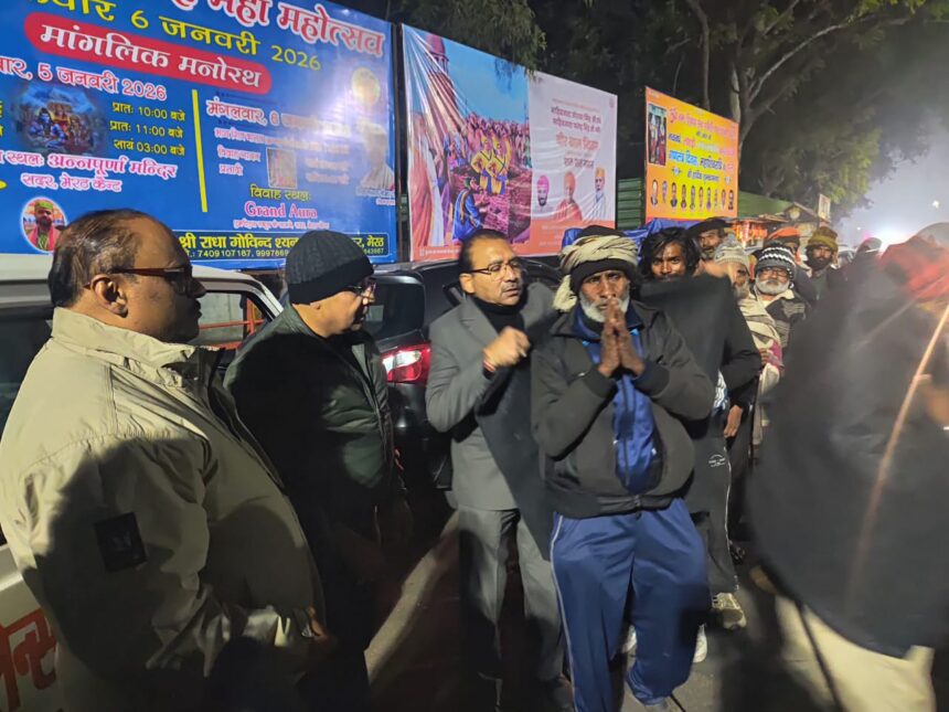 किसी मसीहा से कम नहीं ये डाक्टर