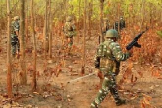 चौदह माओवादी ढे़र