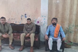 पुलिस ने नेताओं को किया हाउस अरेस्ट