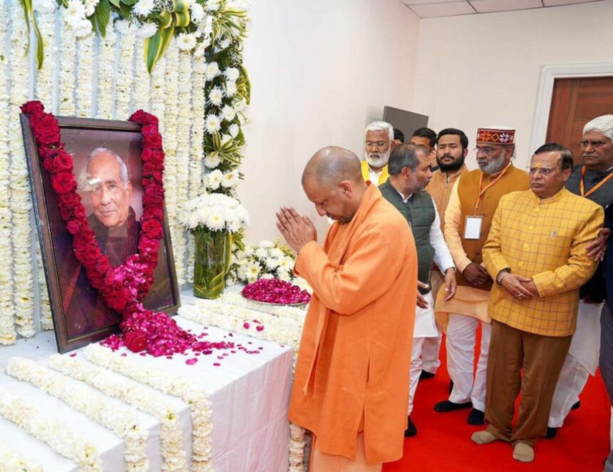 शारदा ने किया नमन