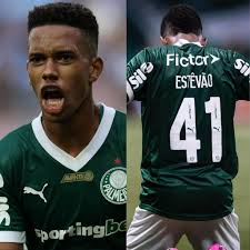 चेल्सी फैंस एस्टेवाओ के जादू से खुश