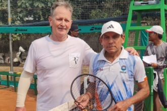 पीटर ने अजीत को हराया