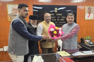 पिछड़ा वर्ग आयोग में पिछड़ों की समस्याओं पर चर्चा