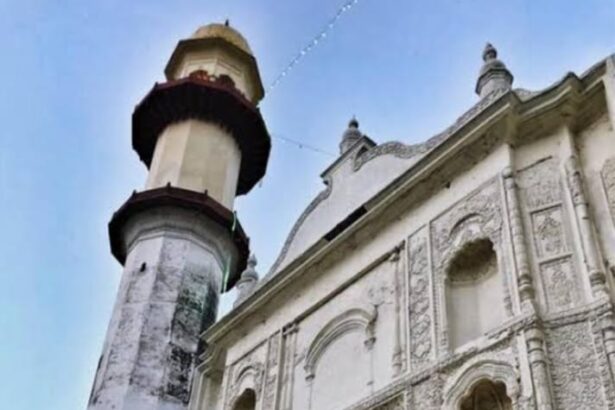 प्रशासन बैकफुट पर, मांगे गए निर्देश