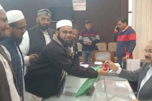 रमजान में दें मस्जिदों पर माइक की इजाजत