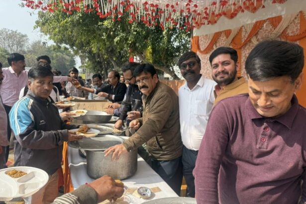 स्मृति व स्थापना दिवस पर भंडारा