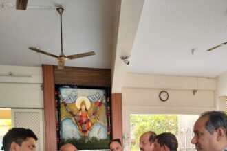 नहीं मिल सके संघ प्रमुख से