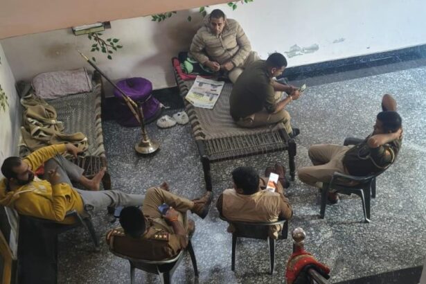 अनुराग चौधरी को किया हाउस अरेस्ट