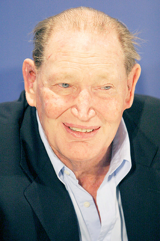 कैरी पैकर की मौत पर डाॅक्यूमेंट्री