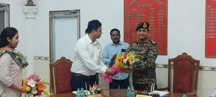 नवागत कैंट बोर्ड अध्यक्ष संजीव कुमार सिंह ने लिया चार्ज