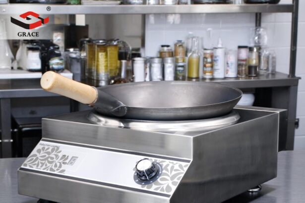 इंडक्शन चूल्हों की भी किल्लत