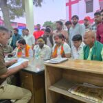 भाजपा नेताओं ने घेरी कोतवाली