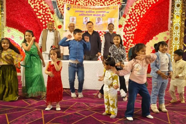 मेरठ टेंट डेकोरेटर का होली उत्सव