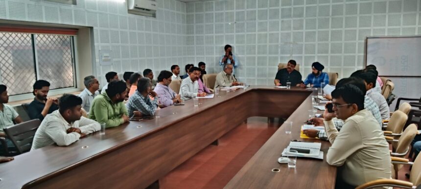 लाेकेश अग्रवाल की चीफ से दो टूक