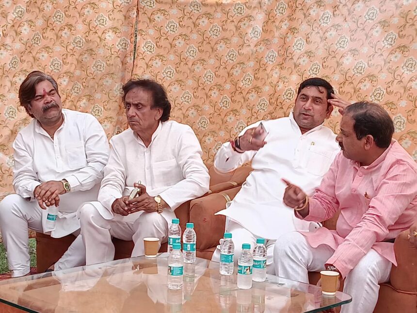 निगम उपाध्यक्ष के चुनाव में विपक्ष कहां था