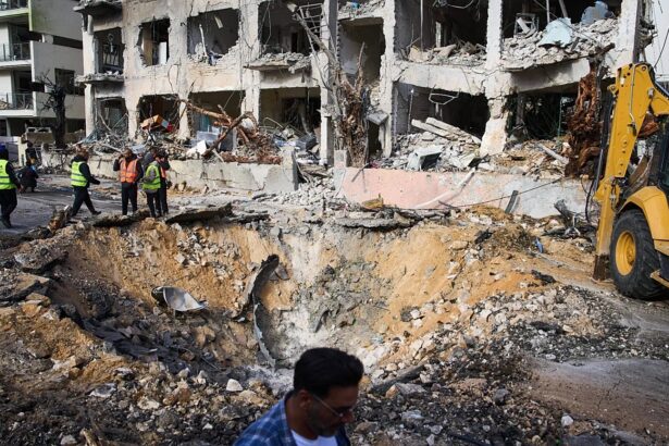 जंग से पूरी दुनिया हुई बेदम