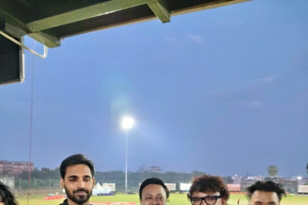 भुवी के साथ नजर आए डा. संजय जैन