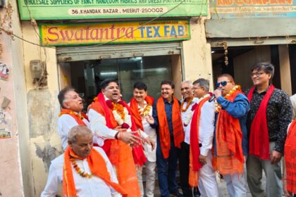 खूब मिल रहा है अंकुर पैनल को समर्थन